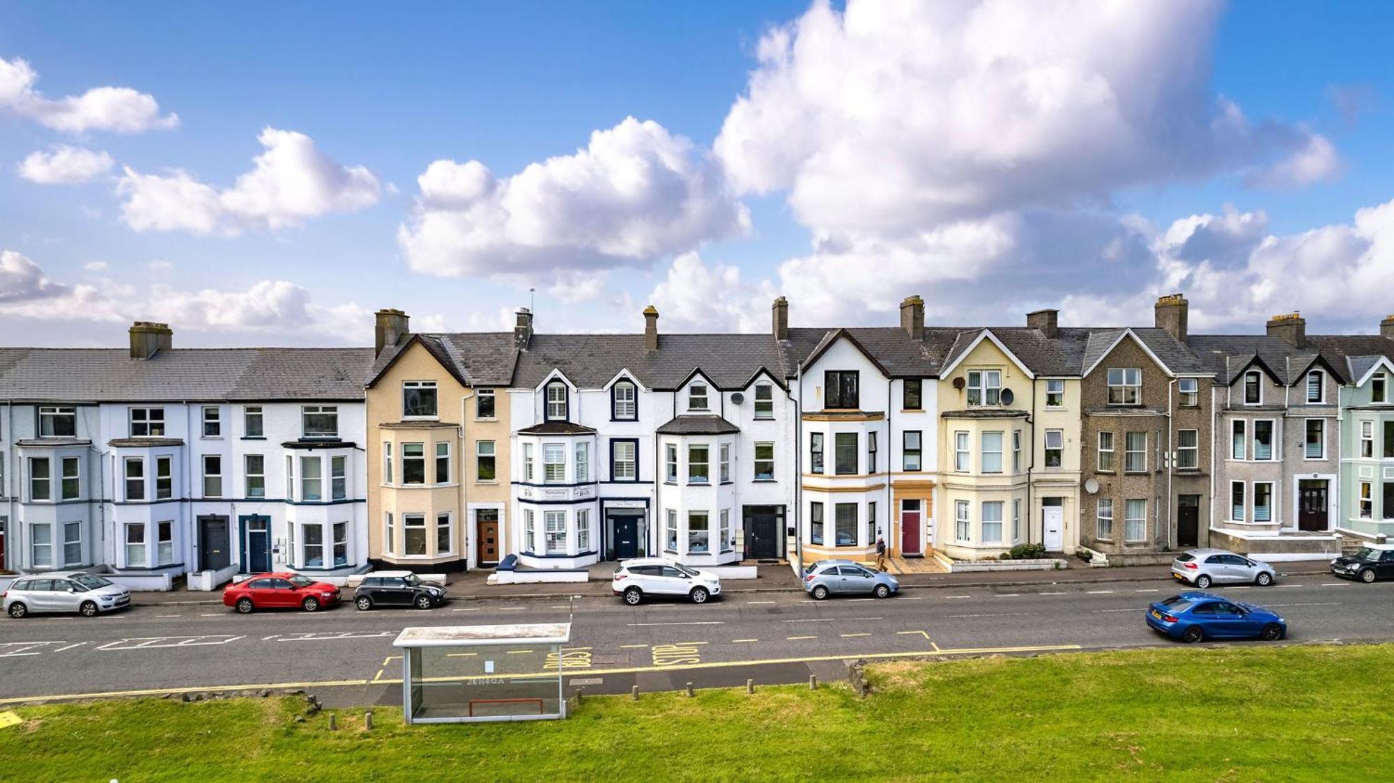 6 Dunluce Park - Portrush By The Sea Apartment Exterior photo